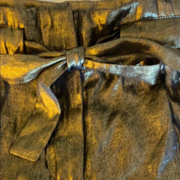 Sabina metallic bag waist shorts by BCBG - Picture 3 of 6